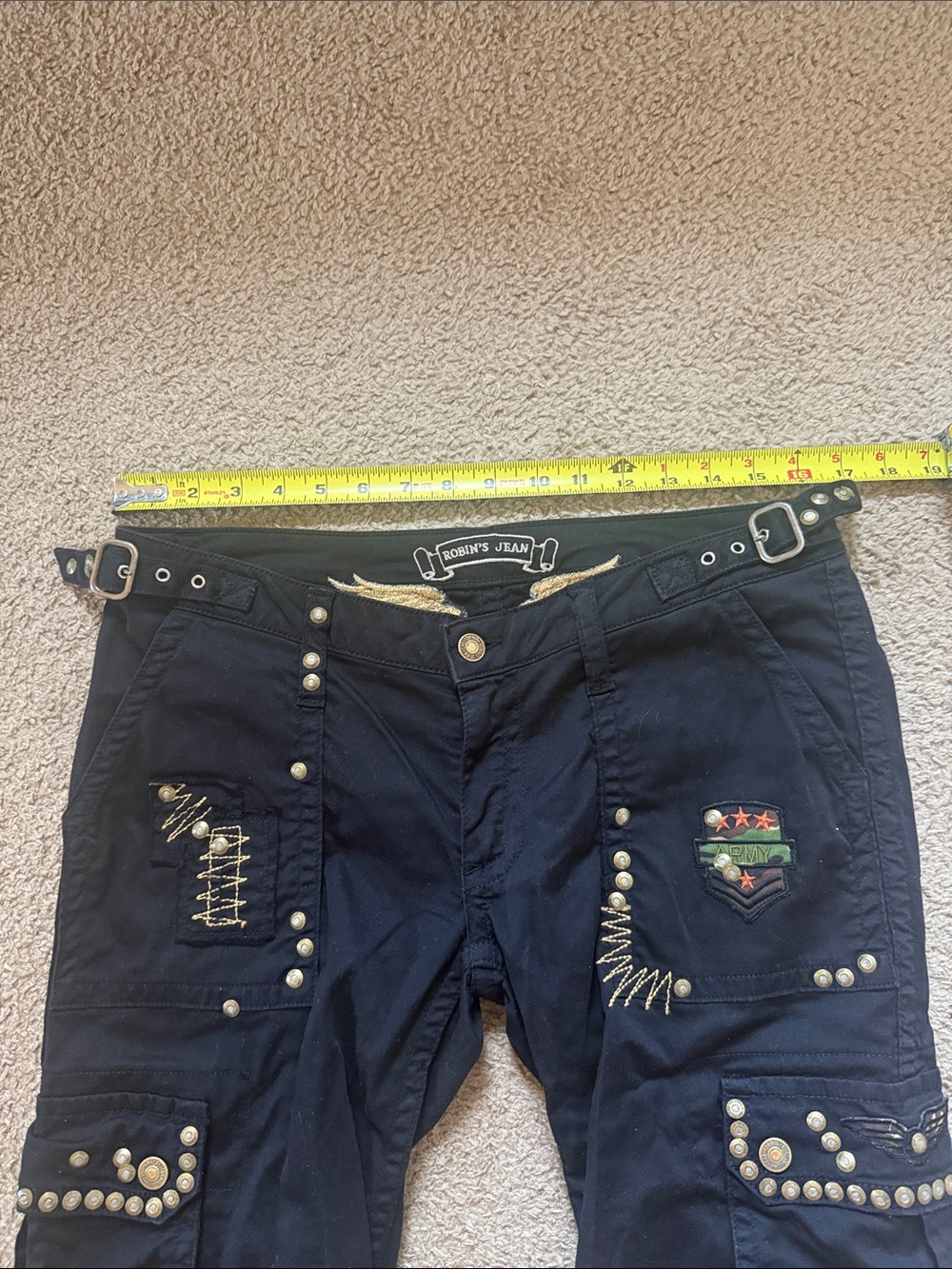 Robin's Jean Black Studded Cargo Capris - Picture 8 of 9